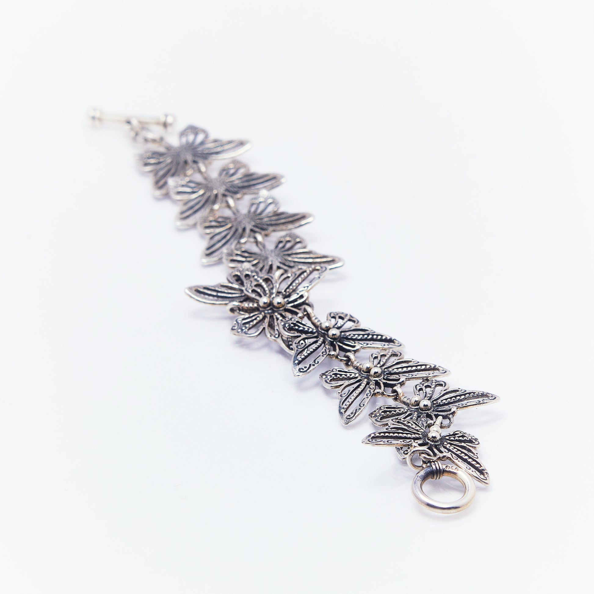 Pulsera Mariposa En Plata Quemada - ANDREA